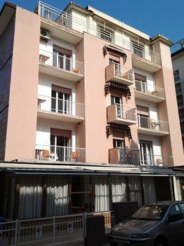 Lucciola Hotel Riccione Exterior foto